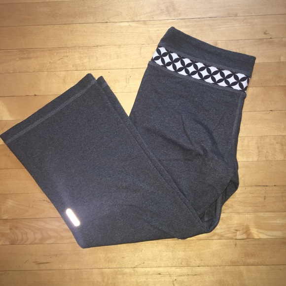 Yoga Capris - Picture 2 of 5